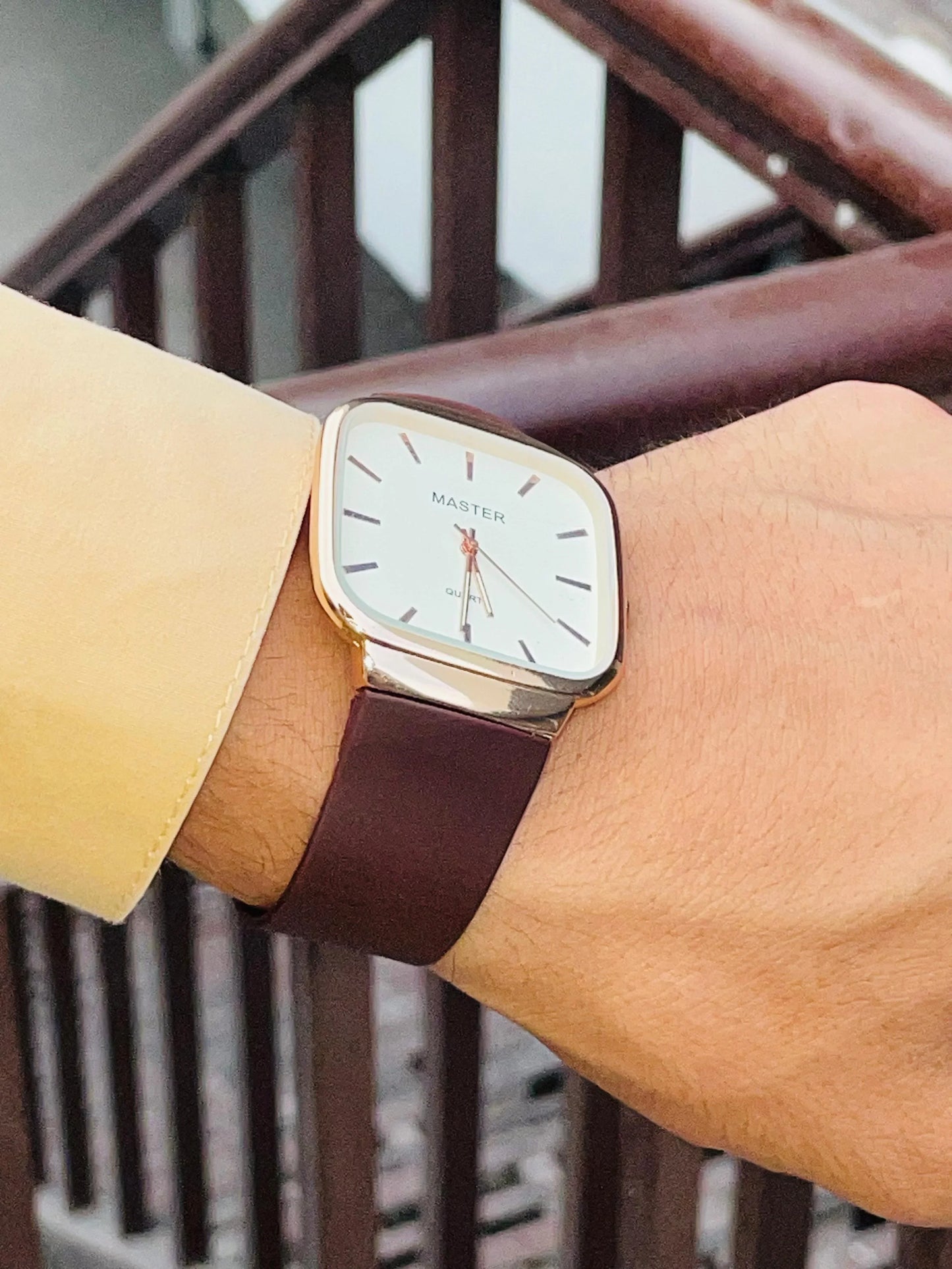 Master Quartz Silicon Strap Watch – Casual & Formal Wear